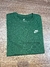 Camiseta Nike Sportswear Club Essentials - Verde - comprar online