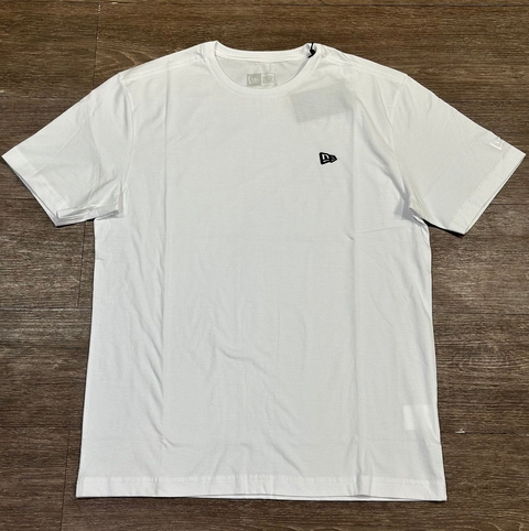 Camiseta New Era Satinado Flag (Branco)