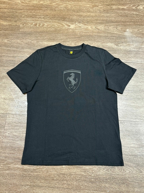 Camiseta Puma Ferrari Race Big Shield Tonal Masculina - Preto
