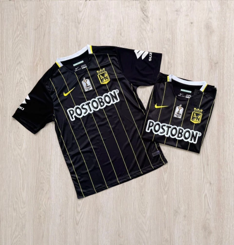 Nacional Retro 2016 Negra - comprar en línea