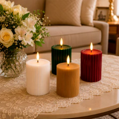 Kit 2 Velas Decorativa Branca com LED Revestida em Parafina 7,5x10cm Efeito Molhado e Chama