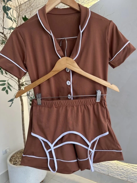 Pijama Americano 3 peças - marrom - comprar online