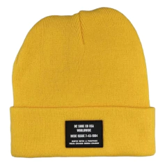 Gorro Label Negro Tejido DC en internet