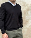 SWEATER ESCOTE EN V - NEGRO - comprar online