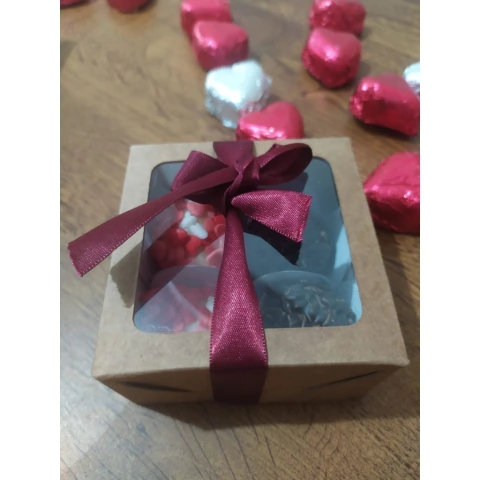 20/30/50/100 -Caixas com visor 12x12x4 para 9 doces brigadeiros