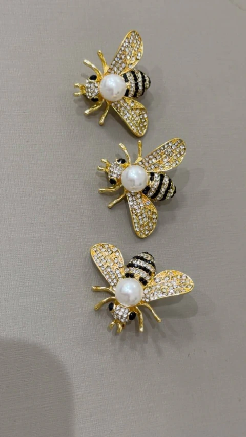 Broche