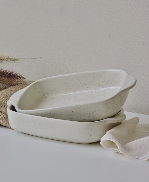 FUENTE RECTANGULAR DE CERÁMICA CON PUNTITOS - APTA HORNO - comprar online