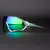 Óculos esportivos com lentes que se adaptam à luz, perfeitos como óculos de corrida para homens e mulheres. Proteção UV400 em um óculos de sol masculino e feminino, elevando o estilo e a segurança nas trilhas. Frete Grátis