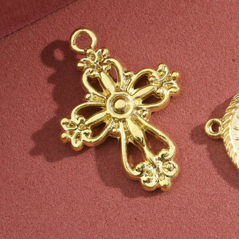 100 Mini Crucifixo Para Terco 1,4x0,8 cm Alta Qualidade - comprar online