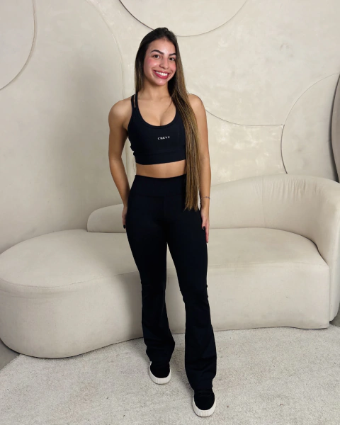 Conjunto Flare Preto