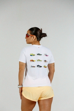 Camiseta Super Tênis F Branca na internet