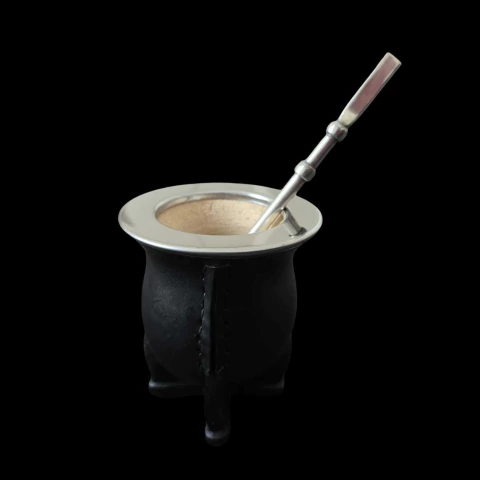 Mate vaqueta con bombilla (negro)