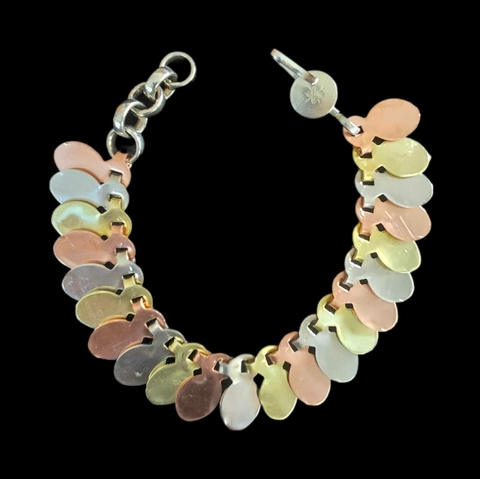 Venus bracelet