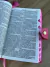 Bíblia NVI Carteira Glitter rosa pink JESUS + marca páginas - loja online