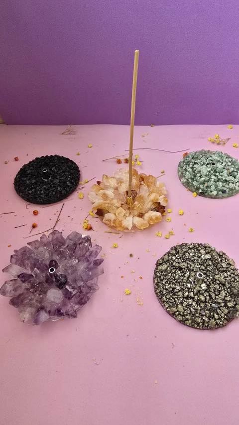 Incensário de Cristais Naturais - comprar online