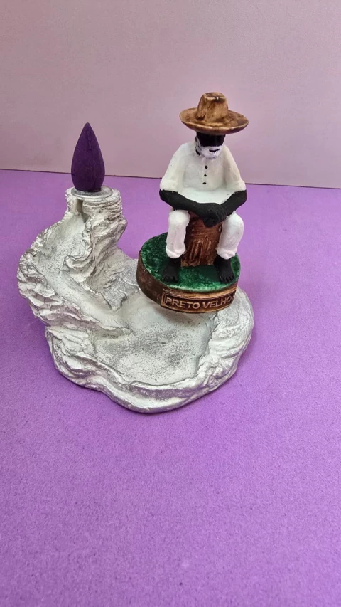 Incensário Cascata e Vareta Preto Velho