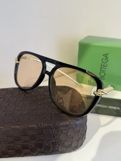 GAFAS BOTTEGA VENETA NUDO