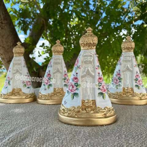 Kit 4 Nossa Senhora Aparecida Baby 14cm Lembrança De Batizado Rosa