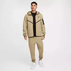 NIKE Tech Fleece Full-Zip Neutral Olive en internet