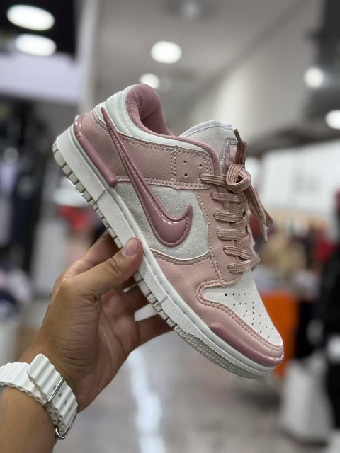 Dunk Twist Rose