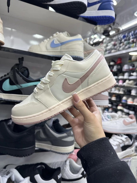 Air Jordan Bege/Rose