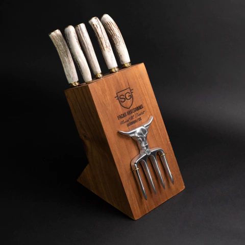 Cepo Churrasqueiro – Facas, Chaira e Garfos – Cabo de Chifre de Cervo – Inox 3mm - comprar online