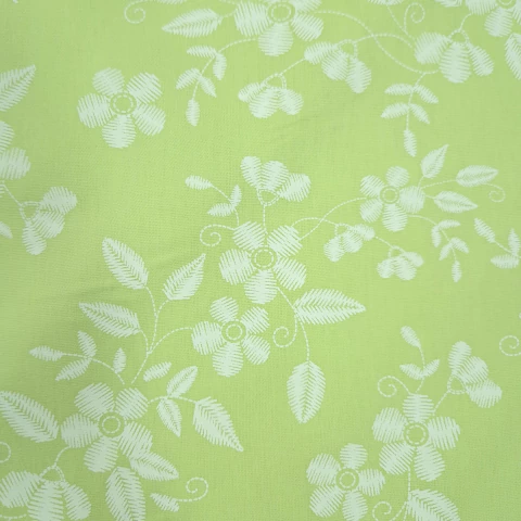 TECIDO TRICOLINE ESTAMPADA - RAMOS DE FLORES BRANCAS COM FUNDO VERDE LIMA - comprar online