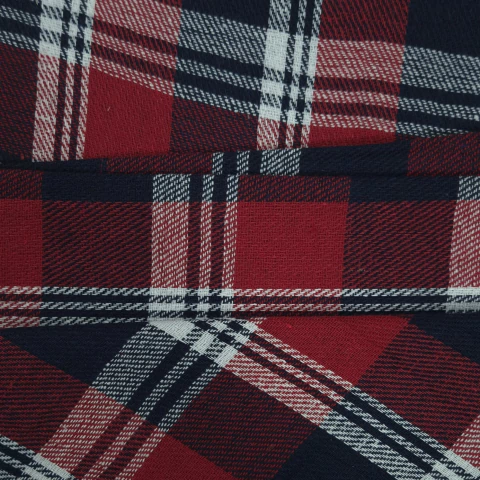 TECIDO FLANELA XADREZ (CACHÁ) - VERMELHO COM QUADRADOS E LISTRAS BRANCAS - comprar online