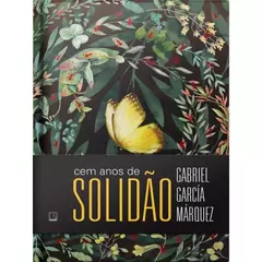 Capa do livro "Cem Anos de Solidão" de Gabriel García Márquez, com um fundo de folhagem escura e uma borboleta amarela em destaque.