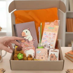 Capybara- Box Capibara Con Peluche Ideal Regalo - comprar online