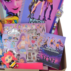 Box Guerreras De Kpop Con Vaso Y Varios Juguetes en internet