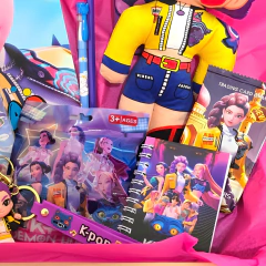 Super Box Demon Hunters Guerreras Del K-pop Con Peluche Muñeca 20cm en internet
