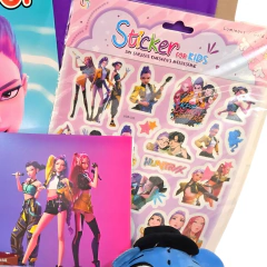 Imagen de Super Box Guerreras Del Kpop Con Peluche Derpy estilo charm