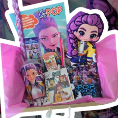 Super Box Demon Hunters Guerreras Del K-pop Con Peluche Muñeca 20cm en internet