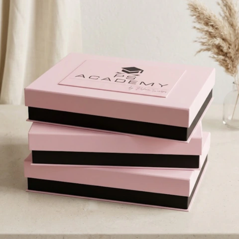 Caixa Cartonada Personalizada Premium 32x22x6cm | Cursos | Mentorias