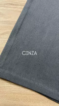 Imagem do Blusa canelada manga curta sem costura