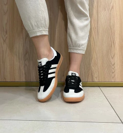 Tênis Preto/Branco (ROSADO) - comprar online