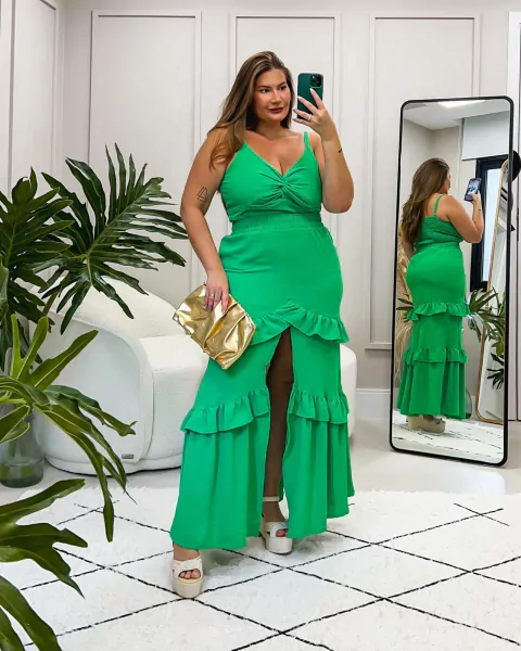 Conjunto saia longa com fenda e blusa Maria Francia