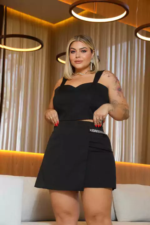 Conjunto cropped e short saia com strass Maria Francia