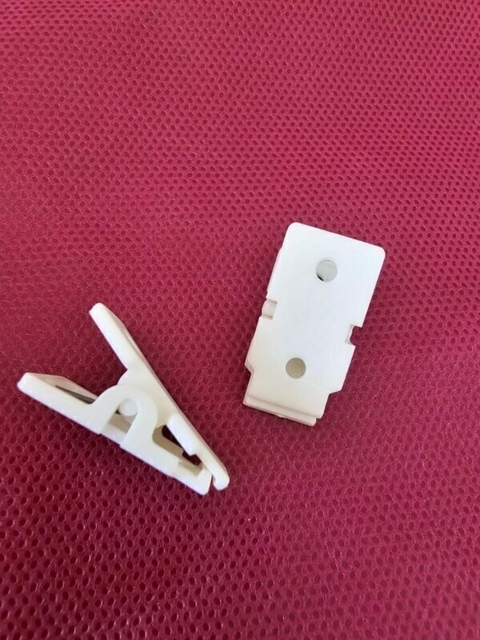 Broches cocodrilo portachupete x 1000 unidades