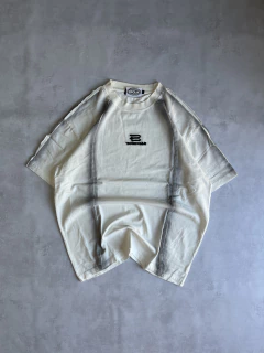 Remera oversize importada “Tbone”