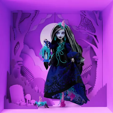 Boneca Lenore Loomington da série Monster High Designer