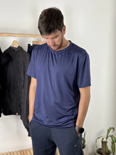 REMERA DRY FIT STEVEN - comprar online