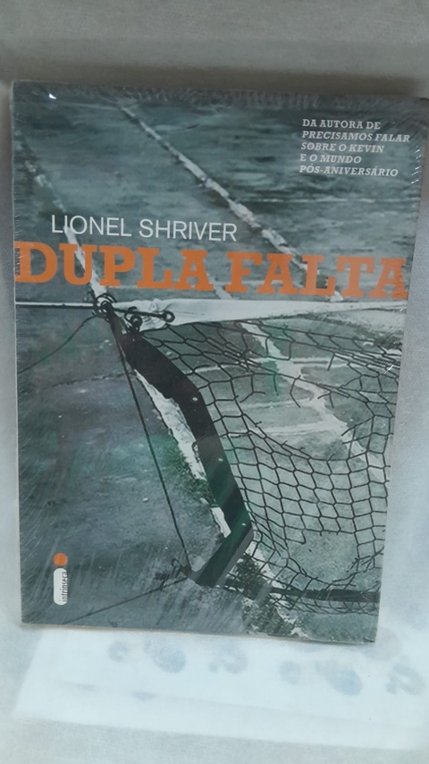 Dupla Falta - Autor: Lionel Shriver Trad. Débora Landsberg (2011) [usado]