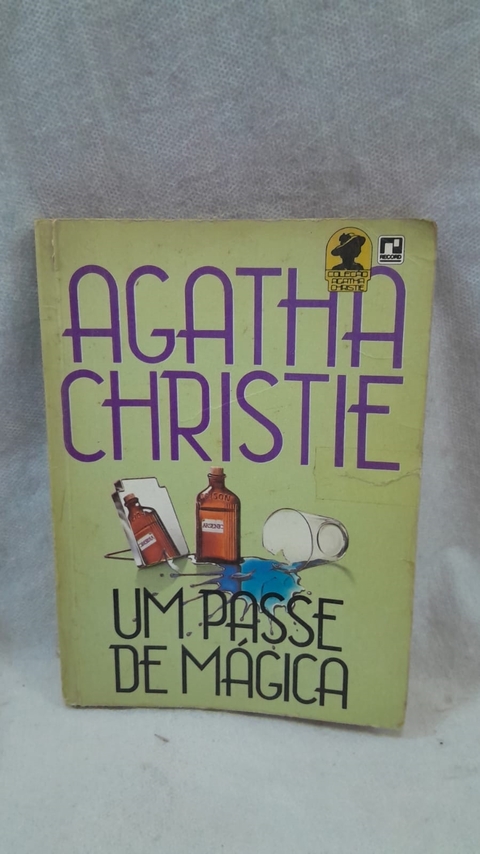 Um Passe de Mágica - Autor: Agatha Christie (1952) [usado]