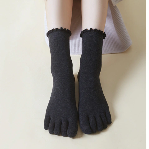 Medias de 5 dedos negras Freedom Chic, talle único para talles 35-40, ideales para barefoot y mayor movilidad de los pies.