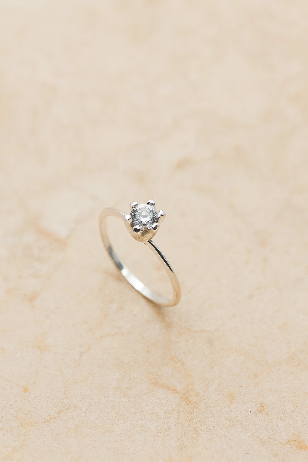 Anel Solitário Pedra Transparente