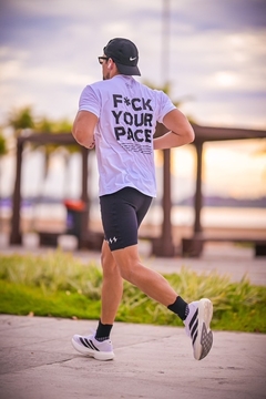 Camiseta Fuck Your Pace (FYP) - Branca - THEPACE