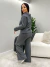 Conjunto Tricô Blusa Lapela e Calça Wide Cinza na internet