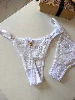 Calcinha Empina bumbum Branca - comprar online